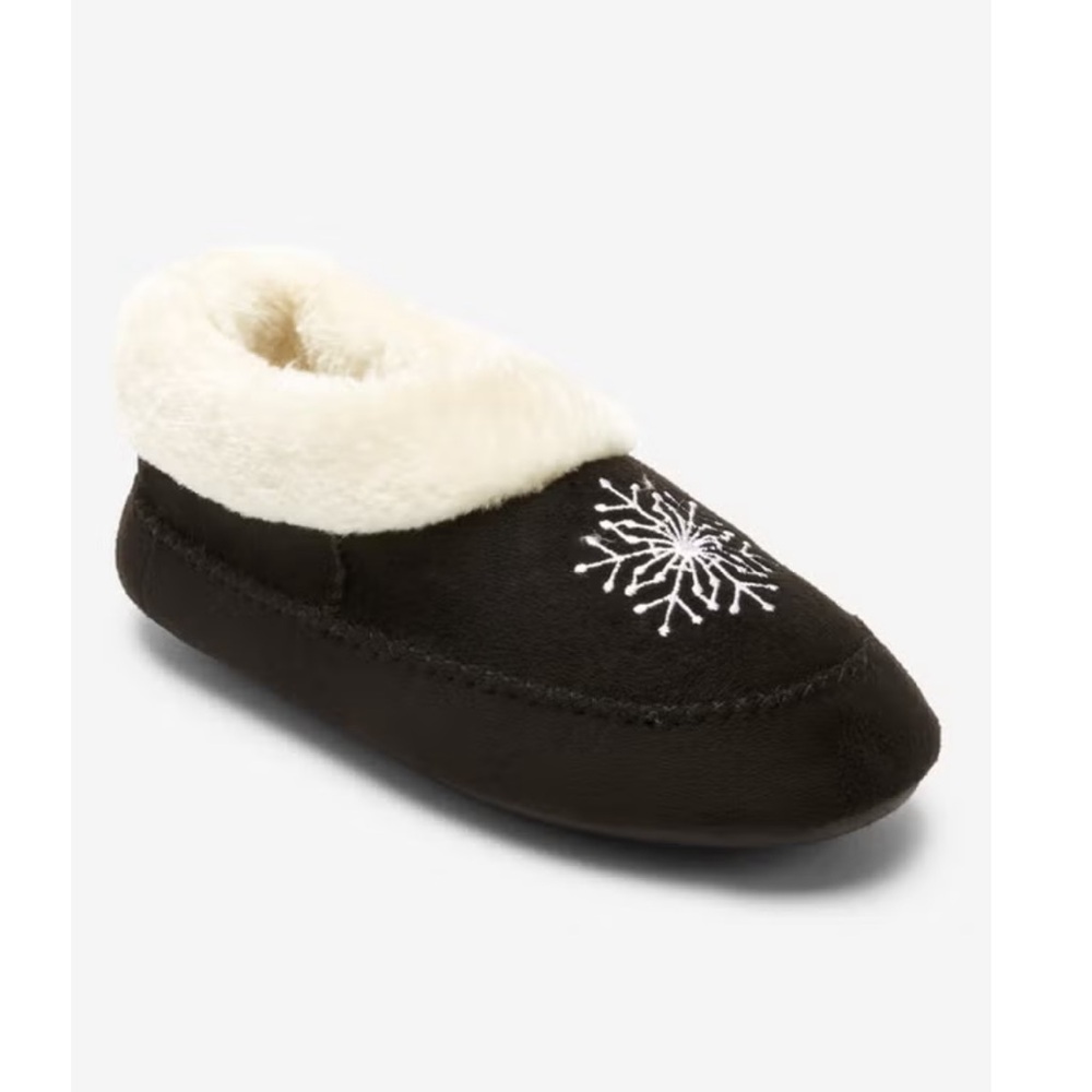 Black Snowflake Embroidered Slippers